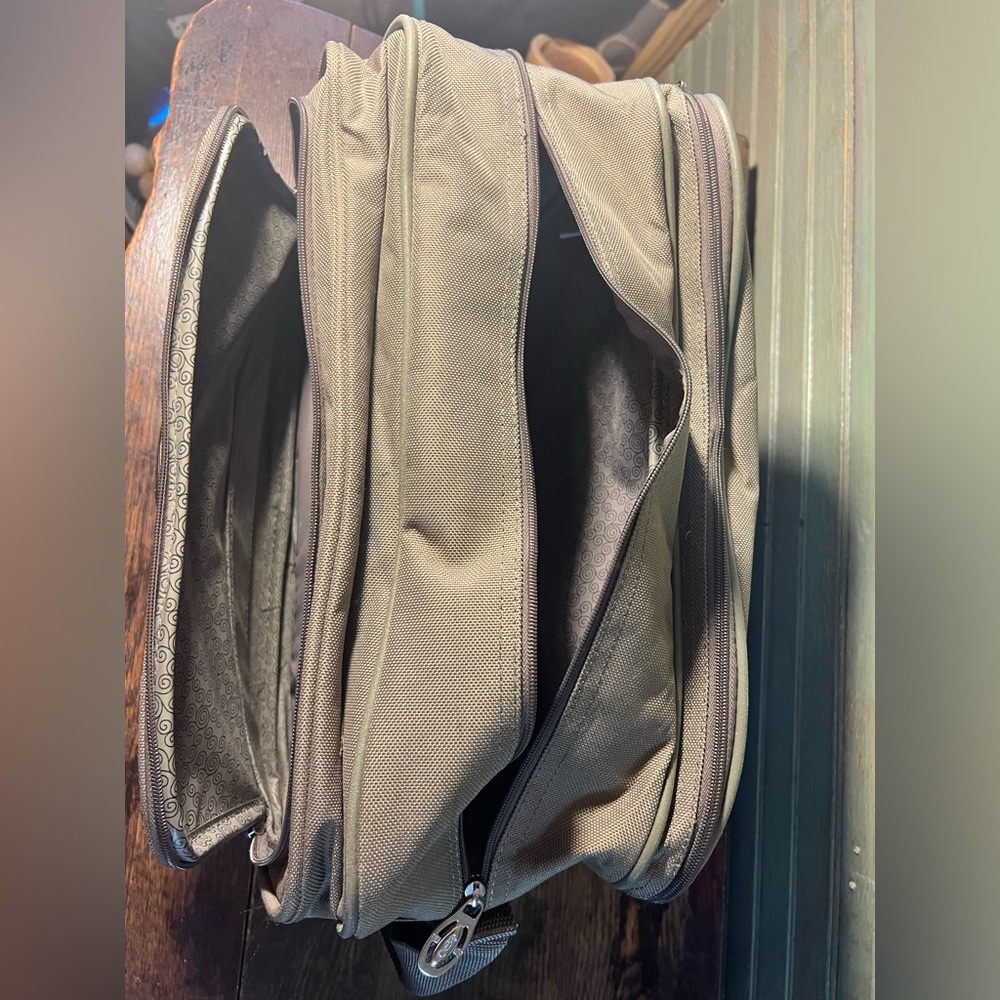 Bag - Picture 2 of 4